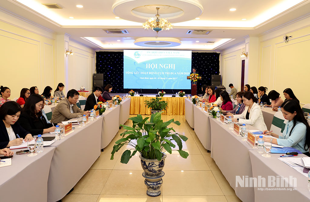 Quang cảnh hội nghị.