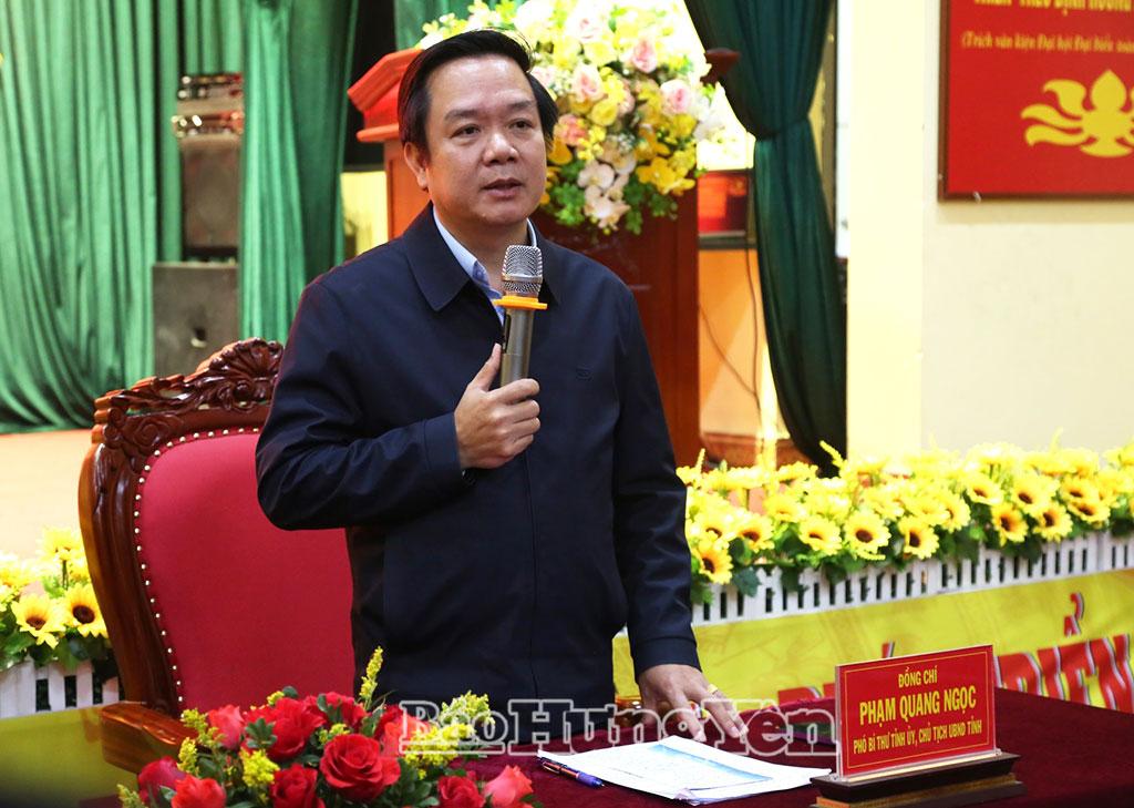 Đồng ch&iacute; Phạm Quang Ngọc, Ph&oacute; B&iacute; thư Tỉnh ủy, Chủ tịch UBND tỉnh ph&aacute;t biểu chỉ đạo buổi kiểm tra. (Ảnh Trịnh Cường)
