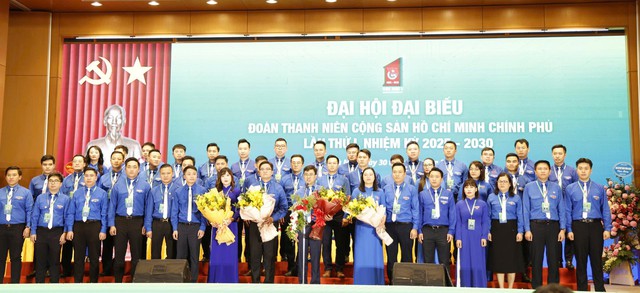 Tuổi trẻ Ch&iacute;nh phủ: Kh&aacute;t vọng, cống hiến - Ti&ecirc;n phong, kiến tạo - Đo&agrave;n kết, ph&aacute;t triển- Ảnh 4.