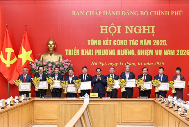 Tập trung chỉ đạo c&ocirc;ng t&aacute;c tổ chức, phục vụ, bảo đảm tuyệt đối an to&agrave;n, tổ chức th&agrave;nh c&ocirc;ng Đại hội XIV của Đảng - Ảnh 3.