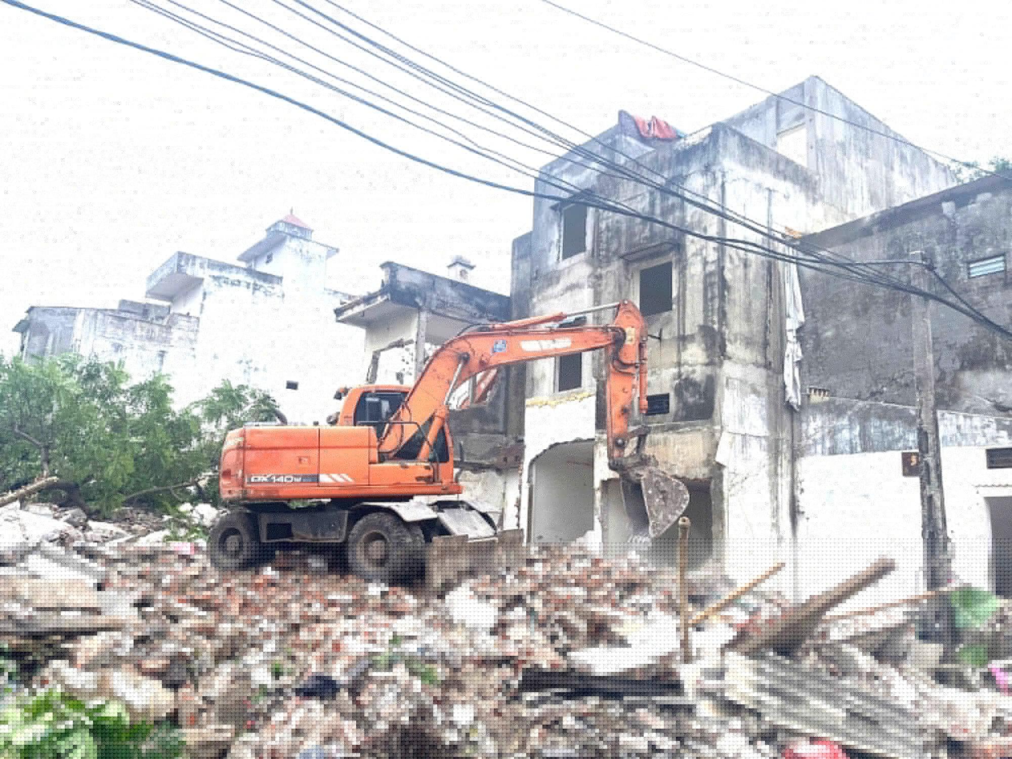Dự án nút giao Phạm Tu - Xa La hoàn thành giải phóng mặt bằng vượt tiến độ, minh chứng cho tinh thần gần dân sát dân của chính quyền địa phương. Ảnh: Đào Tuyết