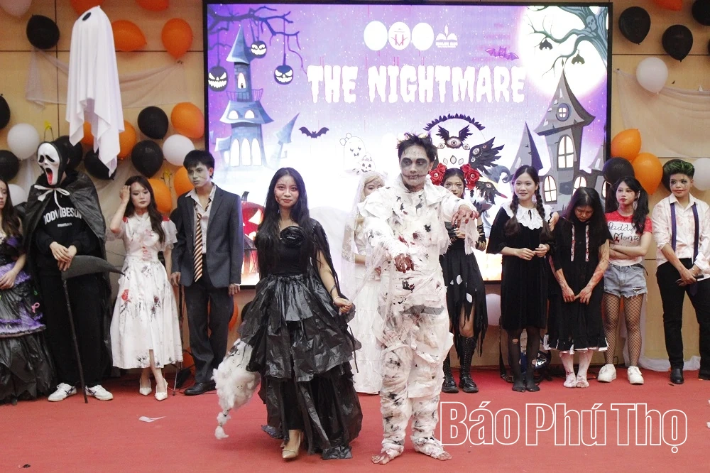 Halloween - Sắc màu hội nhập và bản sắc sinh viên Đại học Hùng Vương