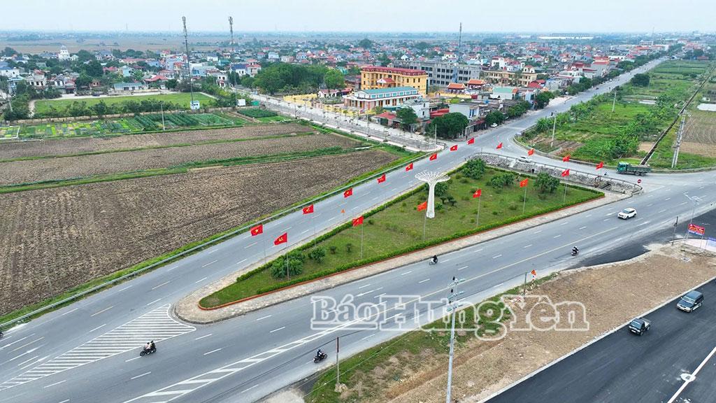 Hạ tầng giao thông nông thôn ở xã Quỳnh Phụ được nâng cấp hiện đại