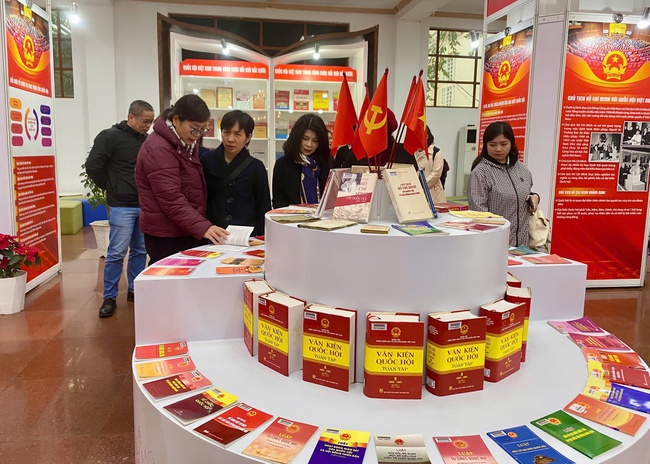 Tổ chức Triển l&atilde;m tư liệu ch&agrave;o mừng th&agrave;nh c&ocirc;ng Đại hội Đại biểu to&agrave;n quốc lần thứ XIV của Đảng Cộng sản Việt Nam - Ảnh 1.