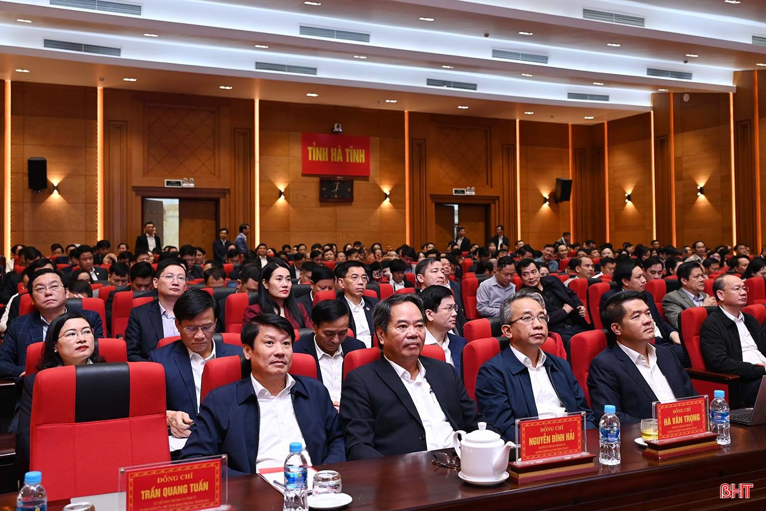 Đại biểu dự hội nghị.