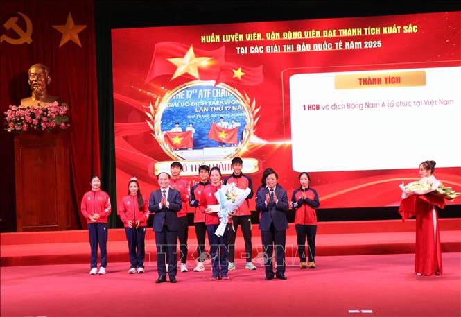 Thái Nguyên: Vinh danh các huấn luyện viên, vận động viên đạt thành tích xuất sắc - Ảnh 2. Thái Nguyên: Vinh danh các huấn luyện viên, vận động viên đạt thành tích xuất sắc - Ảnh 2.