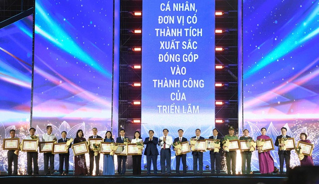 Văn phòng Chính phủ được nhận Bằng khen của Thủ tướng và giải ‘Không gian trưng bày tiêu biểu’- Ảnh 1.