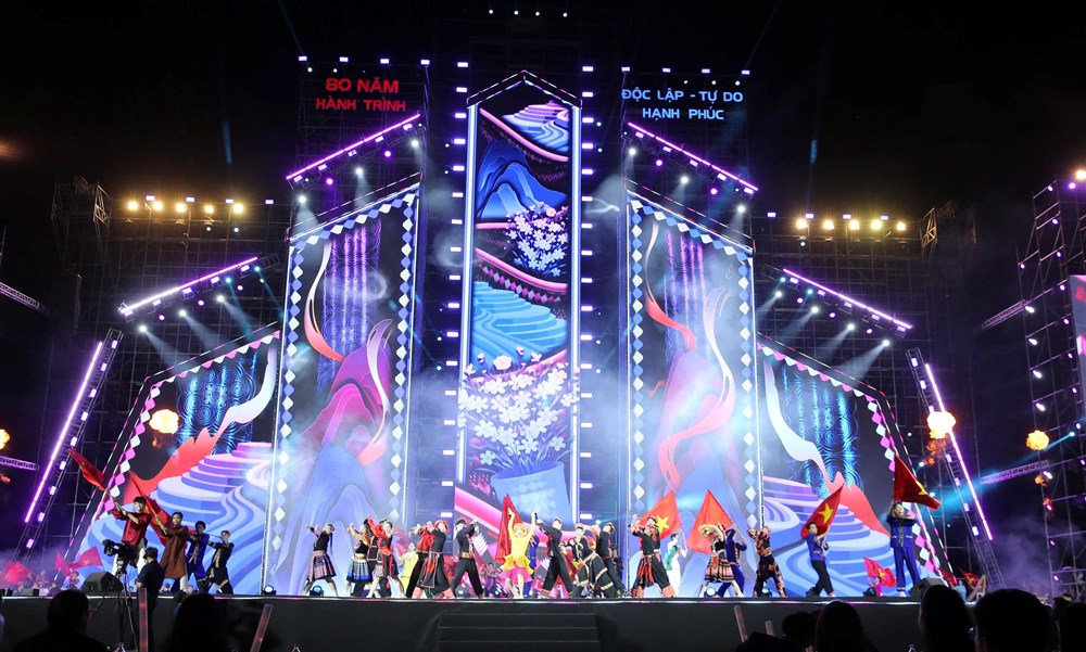Dấu ấn Nghị quyết Đại hội Đảng lần thứ XIII: Sức mạnh mềm kiến tạo bản sắc v&agrave; sự định h&igrave;nh vị thế mới của &acirc;m nhạc Việt Nam - Ảnh 2.