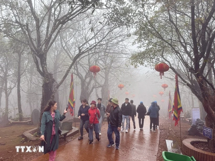 Bắc - Trung Bộ đ&oacute;n kh&ocirc;ng kh&iacute; lạnh, nhiều nơi mưa r&eacute;t trong ng&agrave;y đầu năm 2026