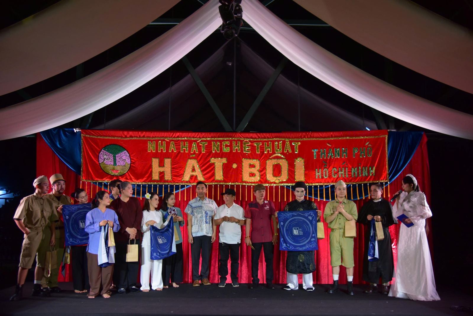 H&aacute;t bội trở lại đời sống đ&ocirc; thị bằng nhịp tiếp cận người trẻ - Ảnh 5.