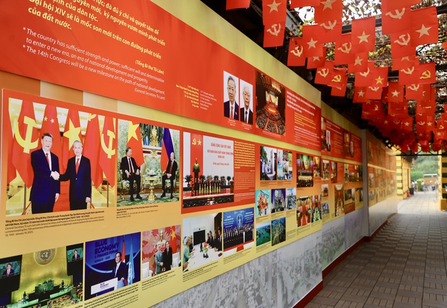 Đặc sắc kh&ocirc;ng gian triển l&atilde;m ch&agrave;o mừng Đại hội đại biểu to&agrave;n quốc lần thứ XIV của Đảng v&agrave; 76 năm quan hệ Việt Nam &ndash; Li&ecirc;n bang Nga  - Ảnh 5.