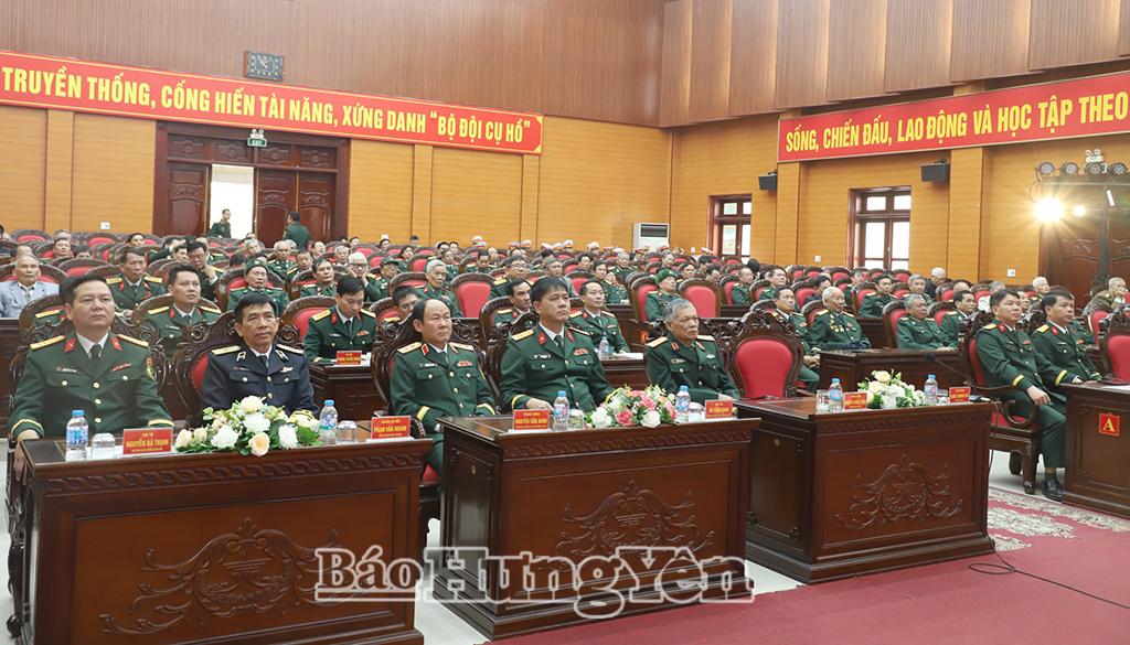 Các đại biểu dự buổi gặp mặt.