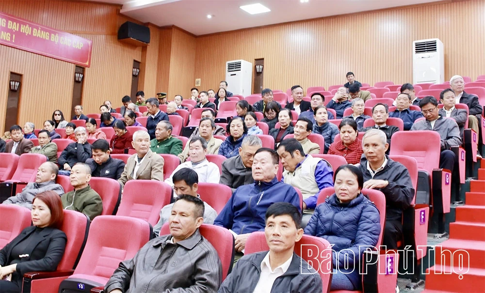 Đại biểu HĐND tỉnh tiếp xúc cử tri tại phường Phú Thọ