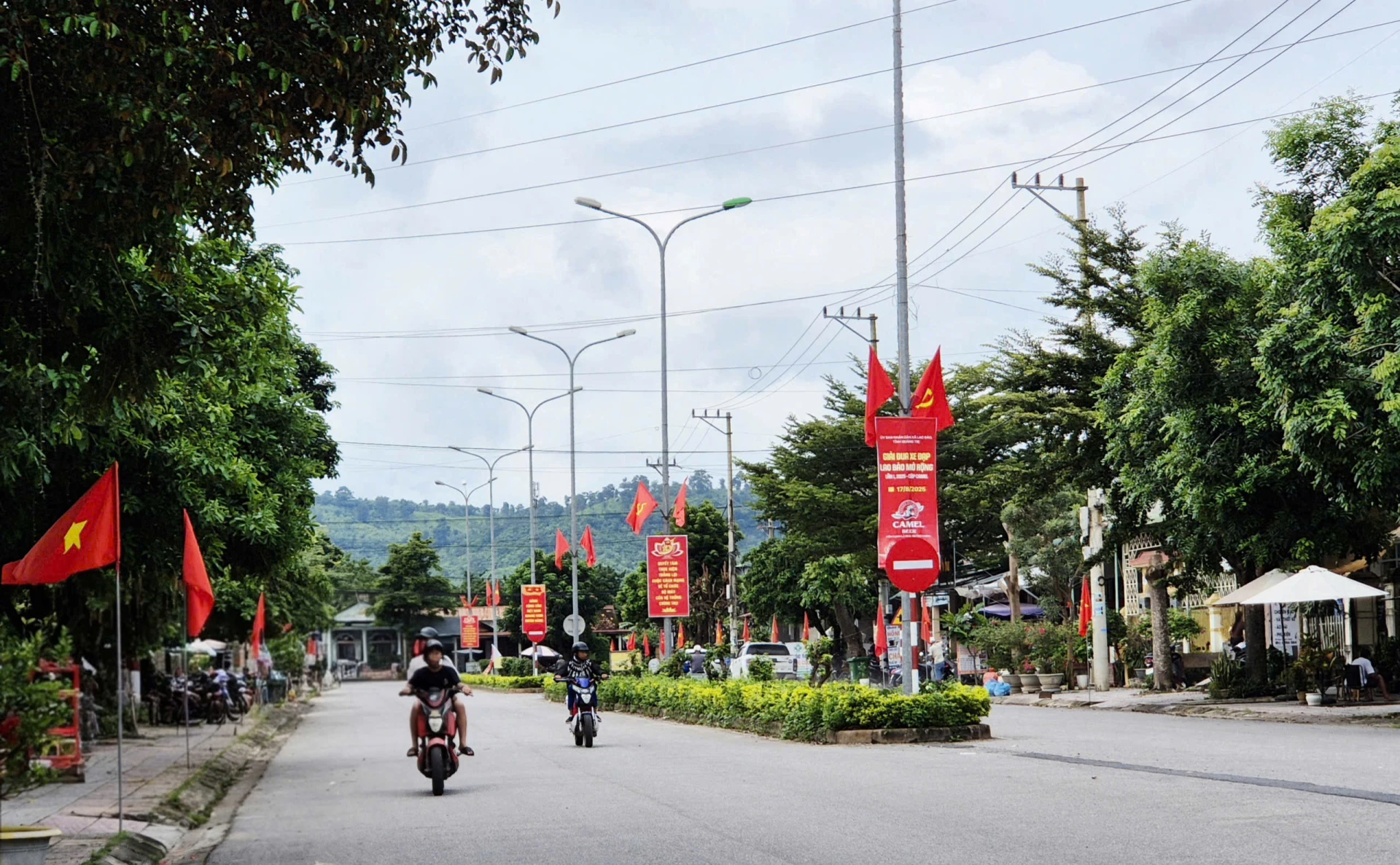 Một góc đường Nguyễn Huệ, thôn An Hà, xã Lao Bảo - Ảnh: K.S