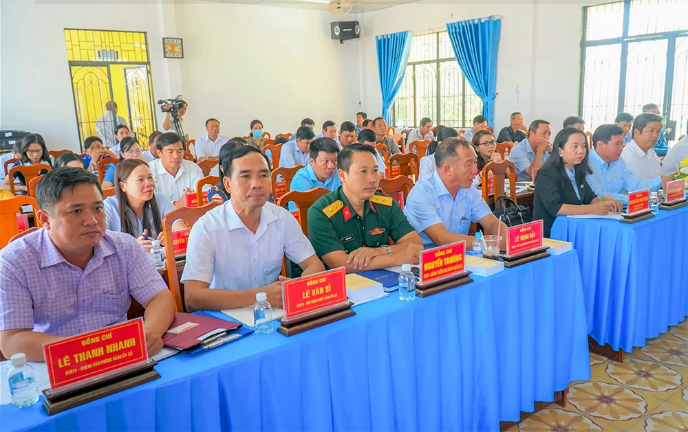 Tiếp tục phát huy tinh thần nêu gương, sâu sát cơ sở của người đứng đầu