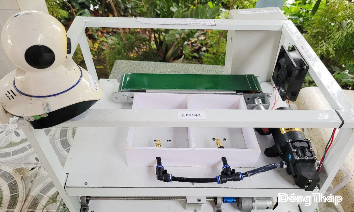 Mô hình “Chuồng nuôi thông minh”.