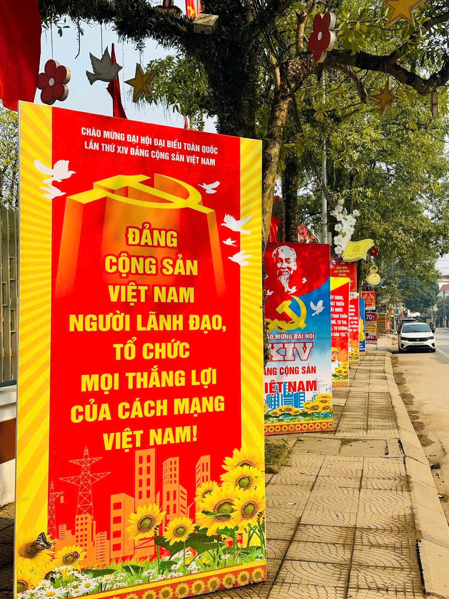 Củng cố những &ldquo;cột mốc tư tưởng&rdquo; trước Đại hội XIV