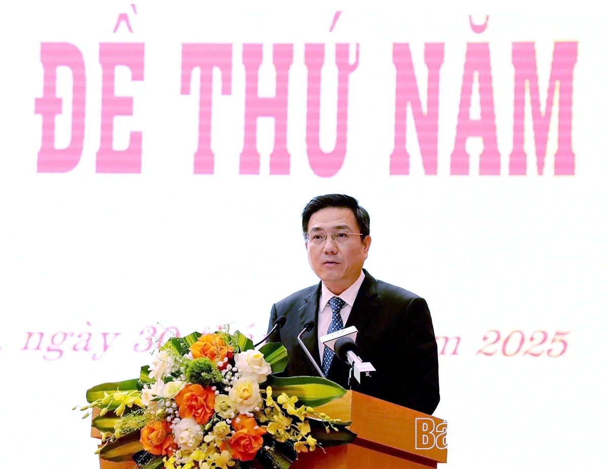 Kỳ họp chuy&ecirc;n đề thứ năm, HĐND tỉnh kh&oacute;a XIX: Th&ocirc;ng qua 16 nghị quyết quan trọng