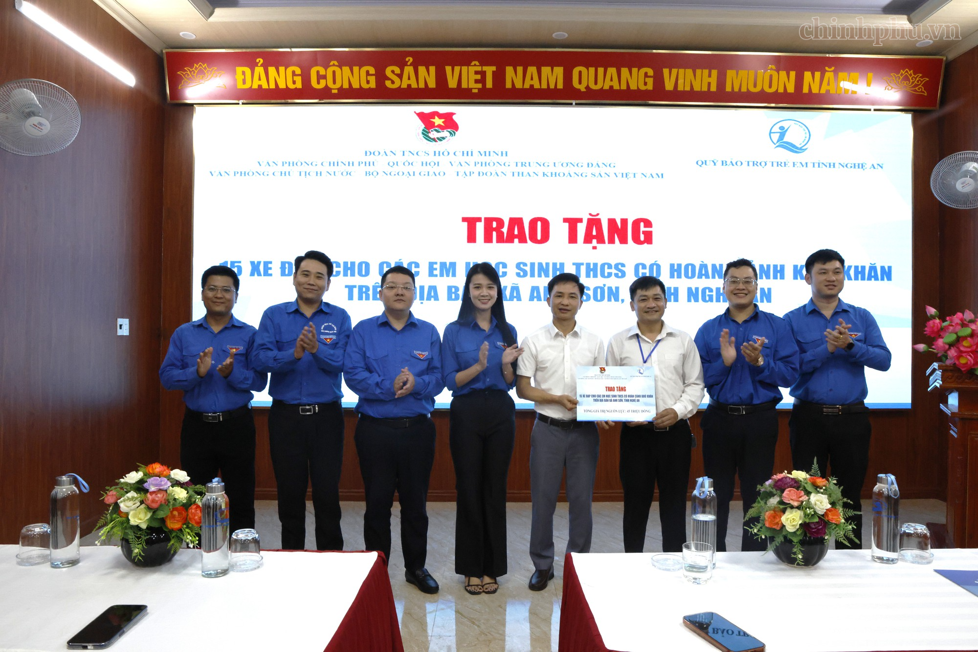 Đoàn Thanh niên VPCP tri ân Ngày Thương binh – Liệt sĩ, lan tỏa ký ức lịch sử- Ảnh 1.