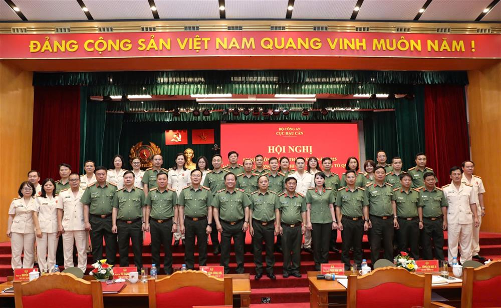 Các đại biểu dự Hội nghị.