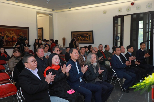 Bảo t&agrave;ng Mỹ thuật Việt Nam tiếp nhận gần 1.000 t&aacute;c phẩm mỹ thuật  - Ảnh 1.