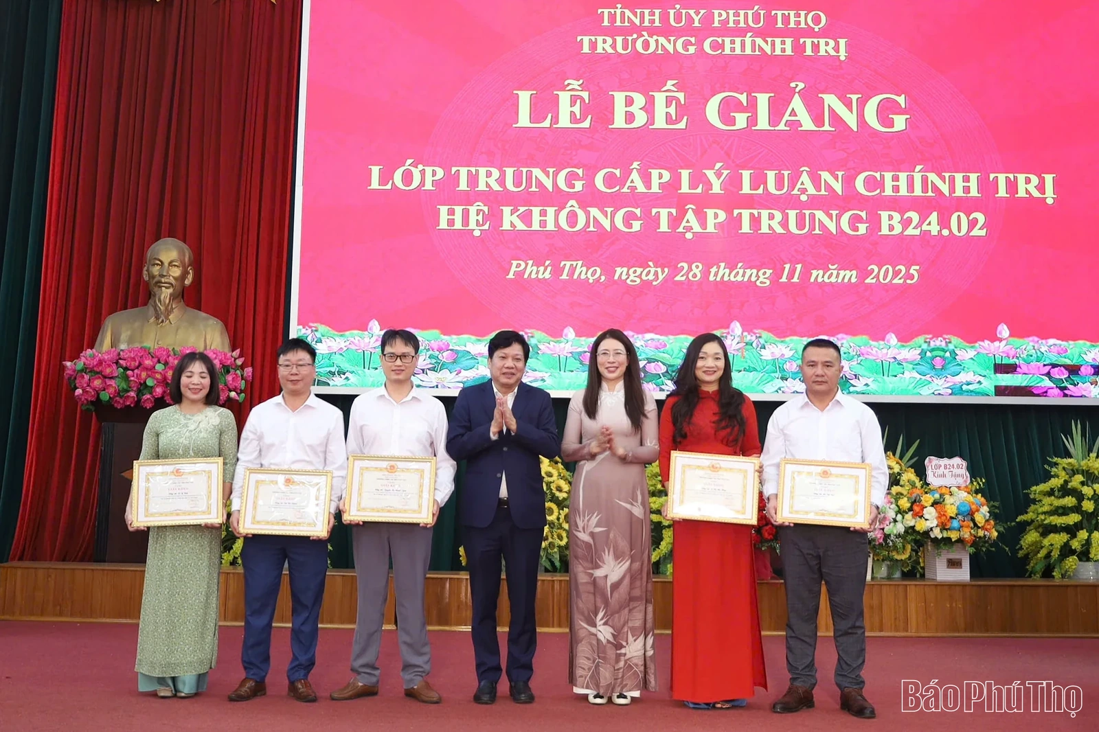 Khai giảng lớp Trung cấp lý luận chính trị hệ tập trung A25.02
