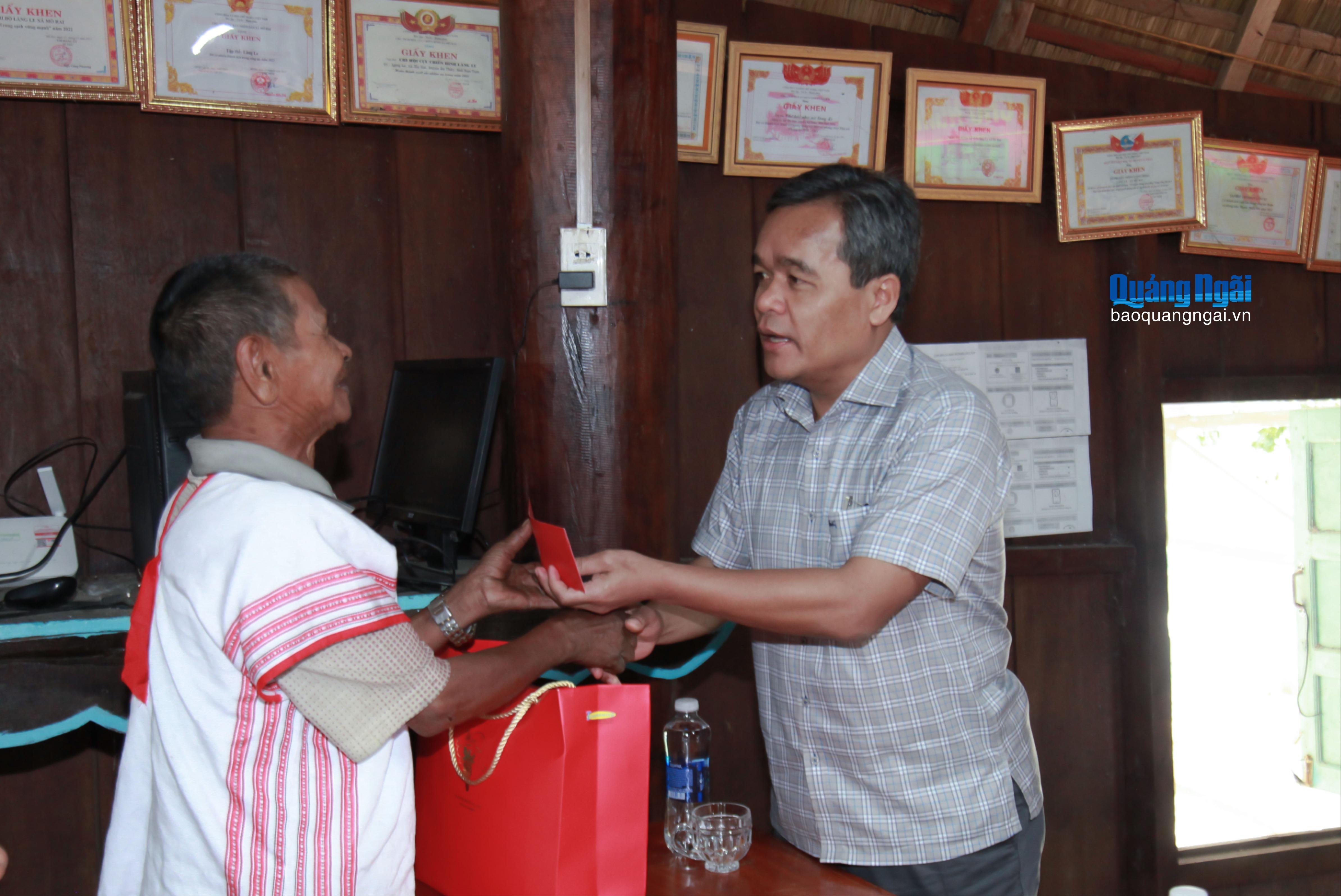 B&aacute;o v&agrave; Ph&aacute;t thanh, Truyền h&igrave;nh Quảng Ng&atilde;i