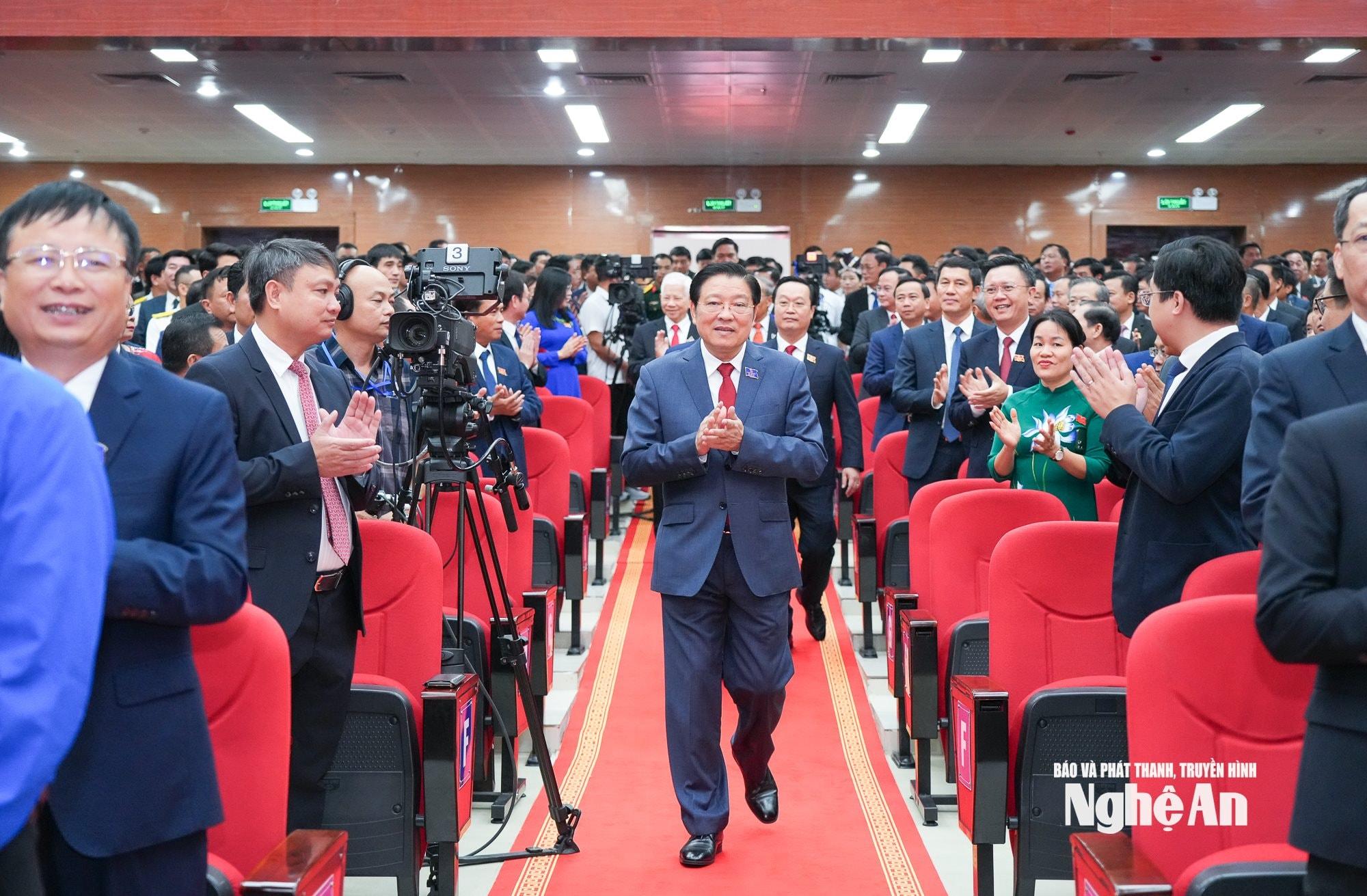 Đại hội Đảng-32