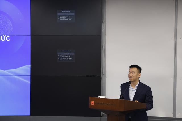 Bế giảng khóa bồi dưỡng Trí tuệ nhân tạo (AI) cho cán bộ, công chức Văn phòng Chính phủ- Ảnh 3. Bế giảng khóa bồi dưỡng Trí tuệ nhân tạo (AI) cho cán bộ, công chức Văn phòng Chính phủ- Ảnh 3.