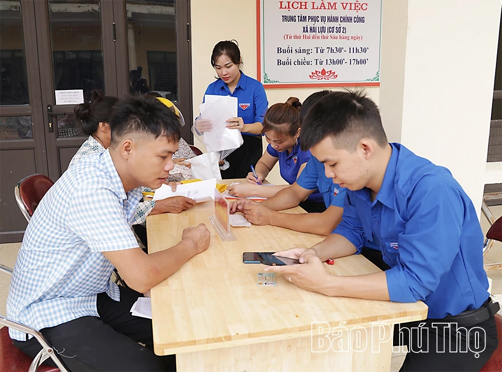 Xung k&iacute;ch đưa c&ocirc;ng nghệ số về cơ sở