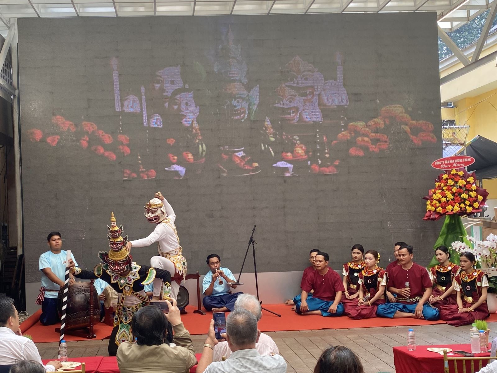 Giữ bản sắc châu thổ từ dòng sông và hạt lúa - Ảnh 3.