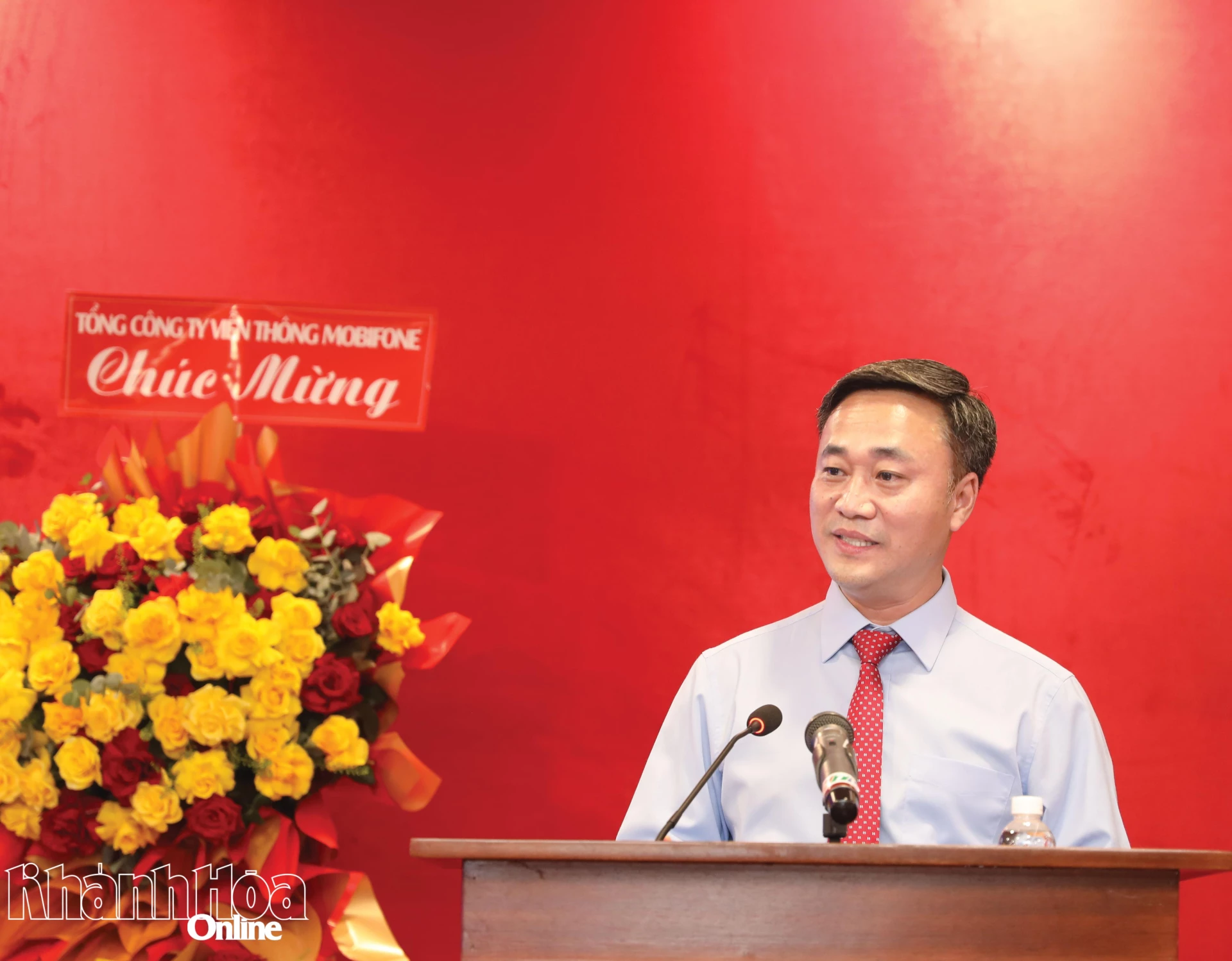 Chủ tịch UBND tỉnh Nguyễn Việt Hùng phát biểu tại buổi lễ.