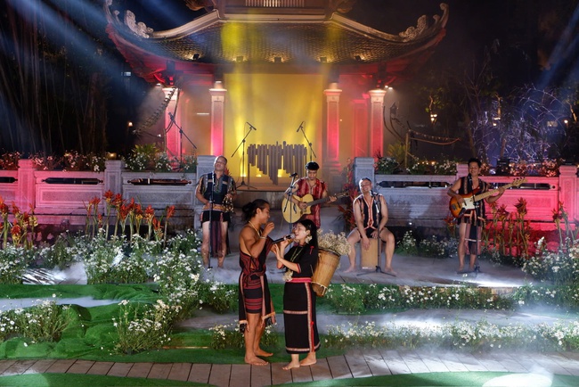 Gia Lai: “Trải thảm đỏ” thu hút đầu tư, định vị trụ cột du lịch liên vùng - Ảnh 2.