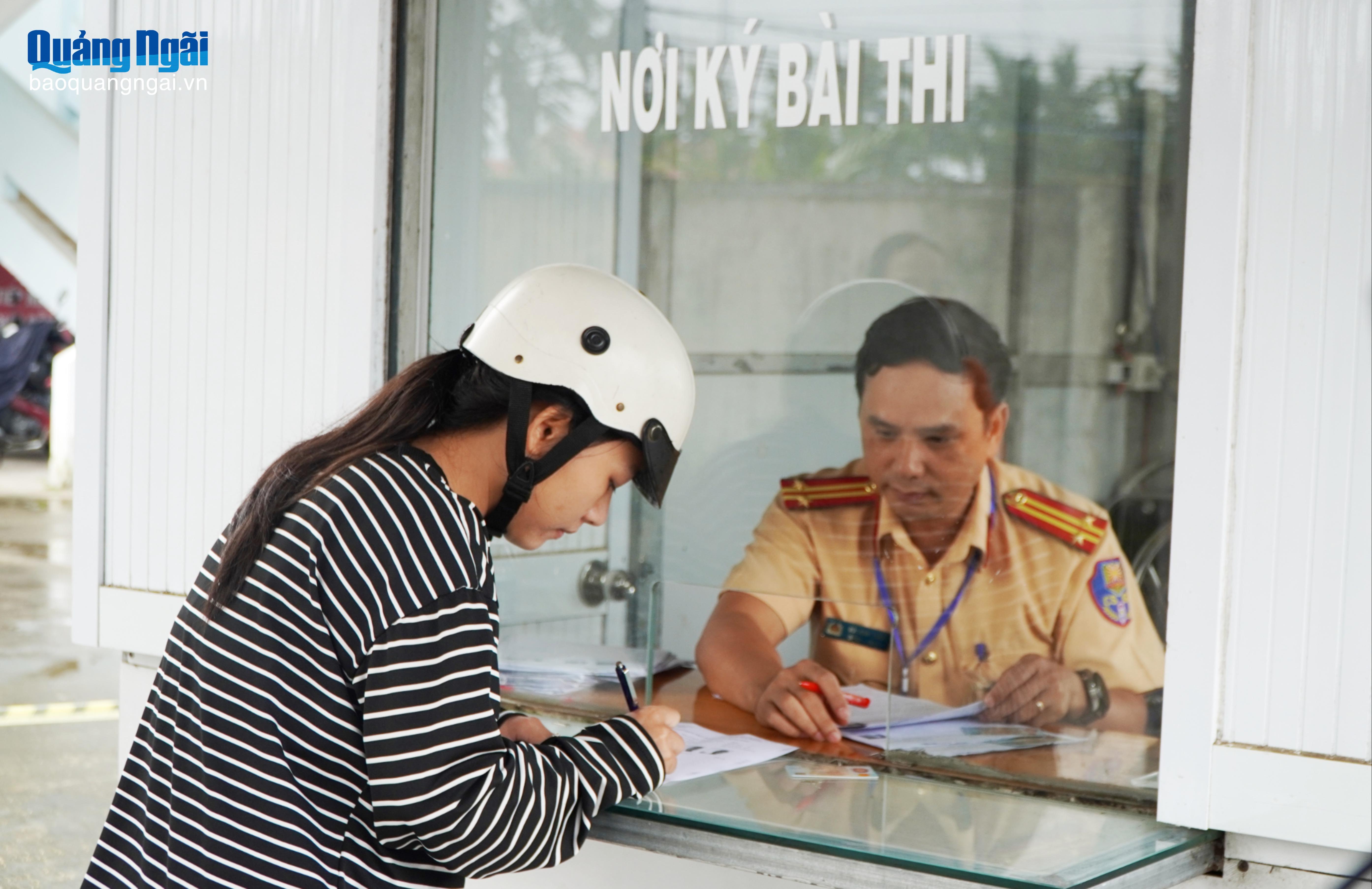 B&aacute;o v&agrave; Ph&aacute;t thanh, Truyền h&igrave;nh Quảng Ng&atilde;i