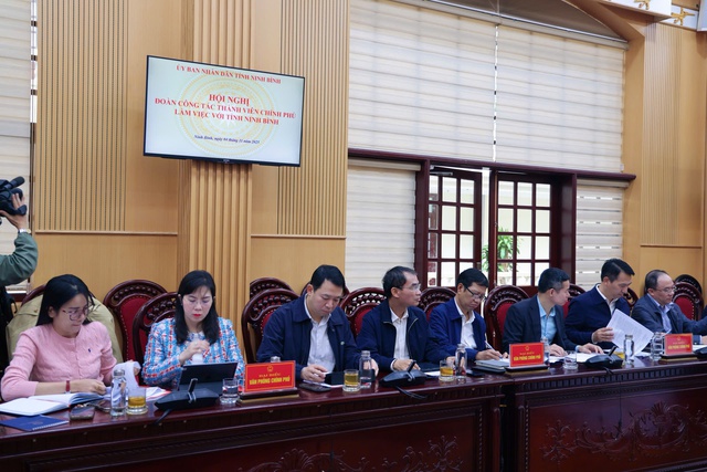 Tháo gỡ khó khăn, thúc đẩy tăng trưởng và hoàn thiện chính quyền hai cấp tại Ninh Bình- Ảnh 4. Tháo gỡ khó khăn, thúc đẩy tăng trưởng và hoàn thiện chính quyền hai cấp tại Ninh Bình- Ảnh 4.