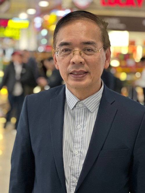 Tiến sĩ, b&aacute;c sĩ V&otilde; To&agrave;n Trung: To&agrave;n thể đội ngũ tr&iacute; thức Việt Nam ở nước ngo&agrave;i sẵn s&agrave;ng nghe theo tiếng gọi của Tổ quốc v&igrave; một Việt Nam h&ugrave;ng cường v&agrave; thịnh vượng.