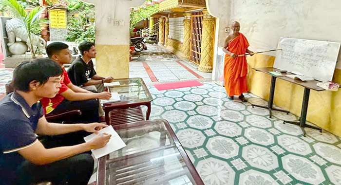 Vững bước dưới cờ Đảng: Sức mạnh đồng thuận từ phum sóc