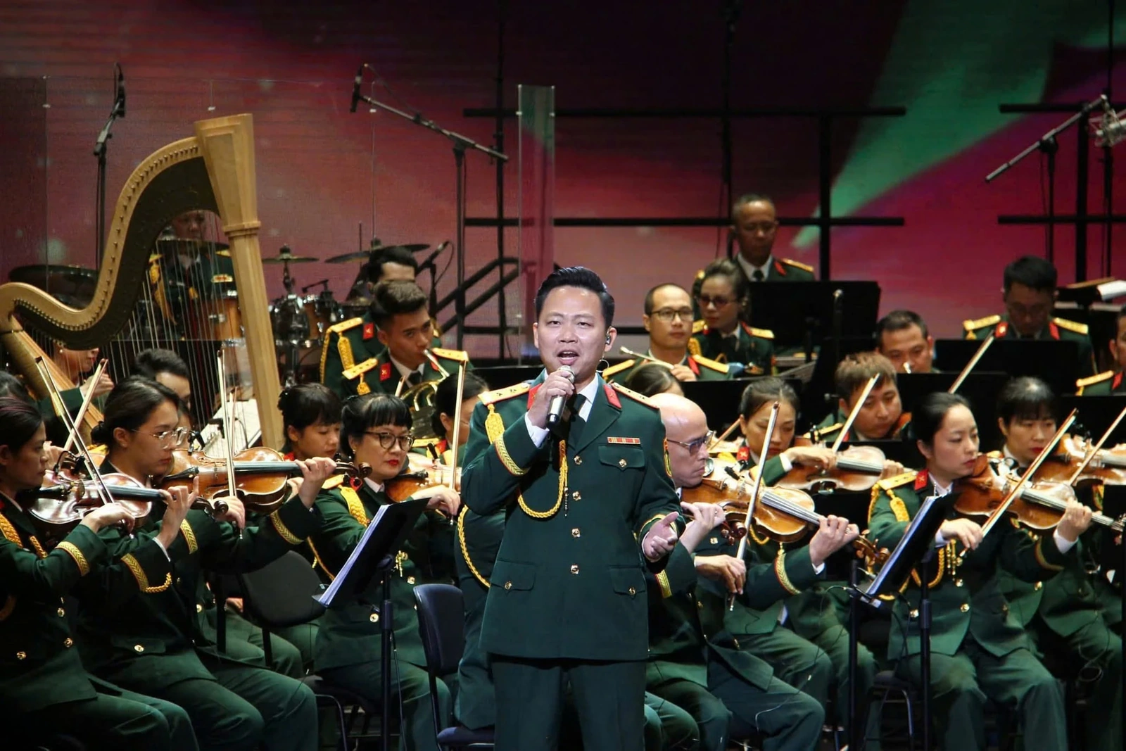 “Thanh âm dưới ánh mặt trời” - chương trình ra mắt Dàn nhạc Giao hưởng Quân đội