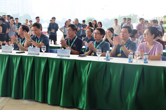 Giao lưu thể thao chào mừng 80 năm Ngày truyền thống Văn phòng Chính phủ - Ảnh 2.