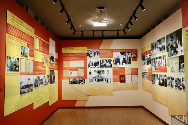 Đặc sắc kh&ocirc;ng gian triển l&atilde;m ch&agrave;o mừng Đại hội đại biểu to&agrave;n quốc lần thứ XIV của Đảng v&agrave; 76 năm quan hệ Việt Nam &ndash; Li&ecirc;n bang Nga  - Ảnh 16.