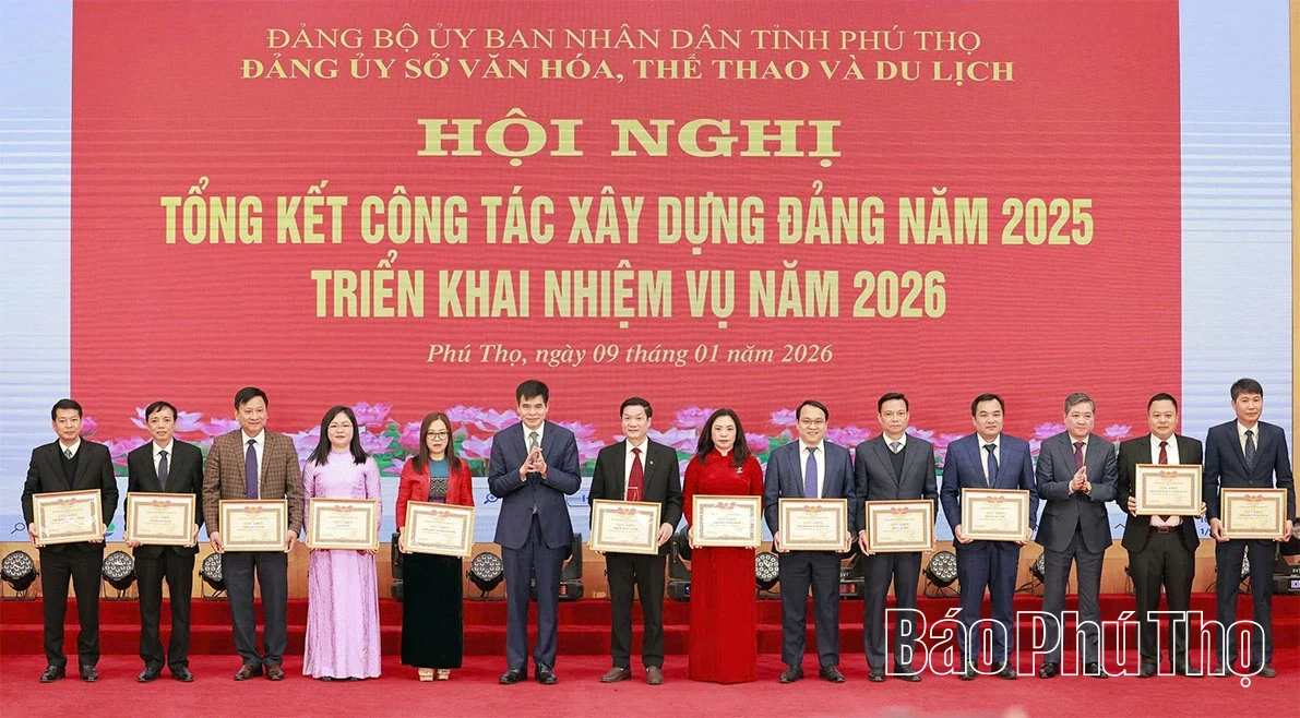 Tập trung x&acirc;y dựng v&agrave; ph&aacute;t triển văn h&oacute;a, đ&aacute;p ứng y&ecirc;u cầu ph&aacute;t triển bền vững của địa phương