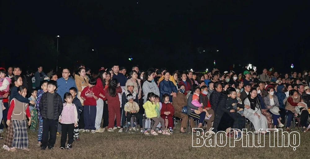 Chương tr&igrave;nh nghệ thuật - Tọa đ&agrave;m: Từ Nghị quyết đến h&agrave;nh động