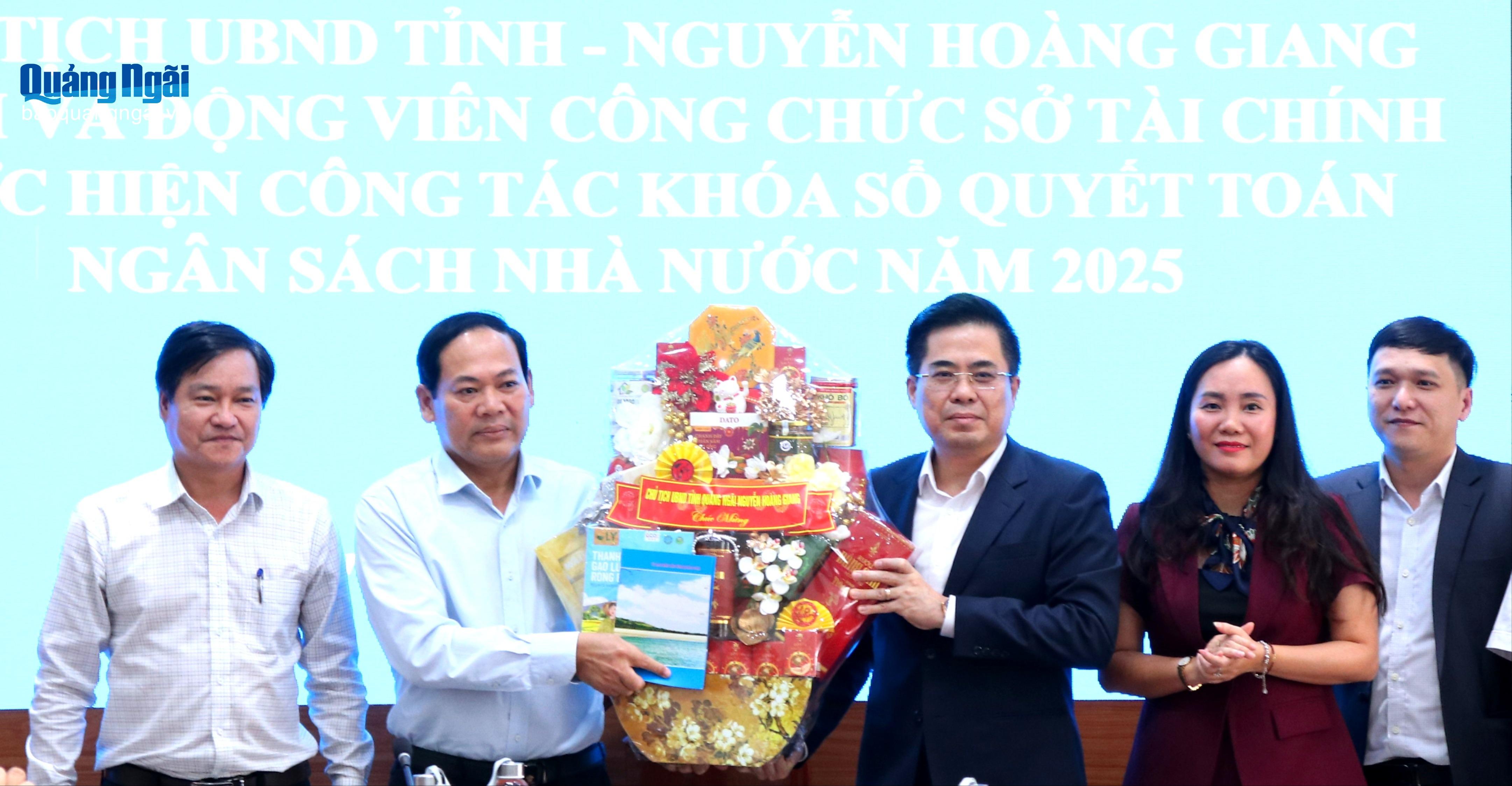 B&aacute;o v&agrave; Ph&aacute;t thanh, Truyền h&igrave;nh Quảng Ng&atilde;i