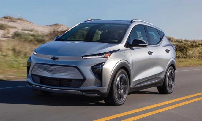 Lỗ nặng, c&aacute;c h&atilde;ng &ocirc;t&ocirc; điều chỉnh chiến lược xe điện