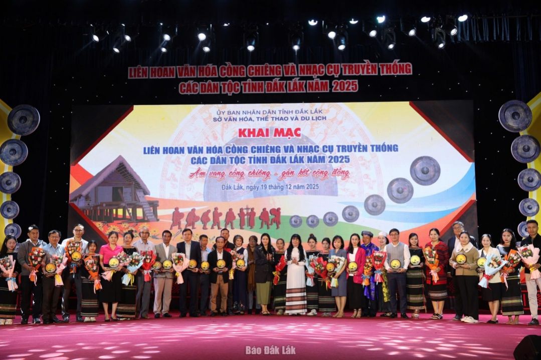 Đắk Lắk: Khai mạc Liên hoan Văn hóa cồng chiêng và nhạc cụ truyền thống các dân tộc năm 2025 - Ảnh 1.
