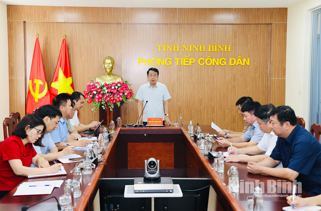 Quang cảnh buổi tiếp công dân.
