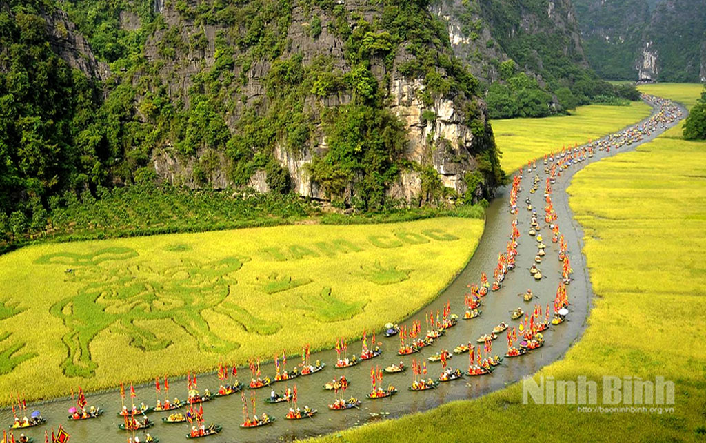 Lễ hội Sắc vàng Tam Cốc-nét văn hóa độc đáo, hấp dẫn khách du lịch. Ảnh: Ngọc Linh