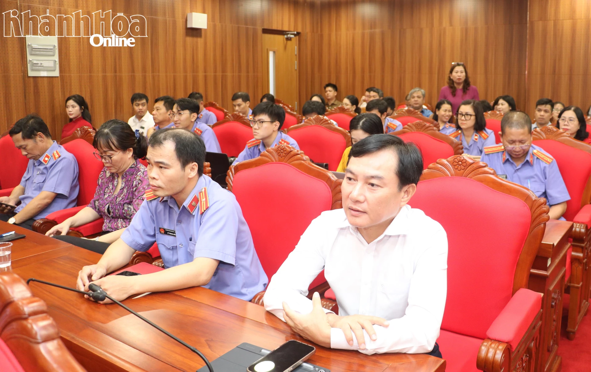 Các đại biểu tham dự tại điểm cầu Đảng ủy các cơ quan Đảng tỉnh...