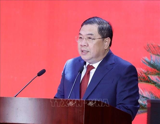 Ch&uacute; th&iacute;ch ảnh