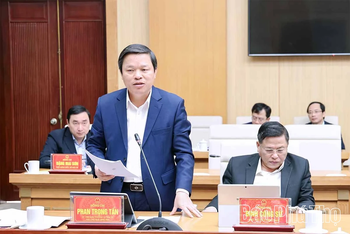 Bảo đảm c&aacute;c cuộc bầu cử thực hiện đ&uacute;ng luật, d&acirc;n chủ, b&igrave;nh đẳng, an to&agrave;n, tiết kiệm, th&agrave;nh c&ocirc;ng